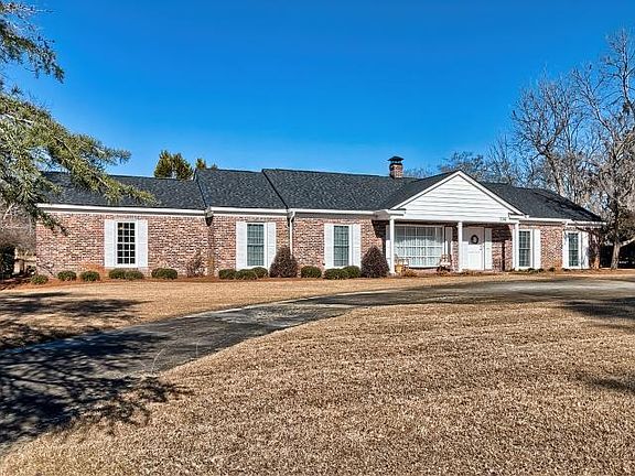 5th image of 336 Colonial Dr