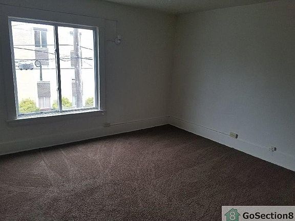 5th image of 1805 Oak Hill Ave