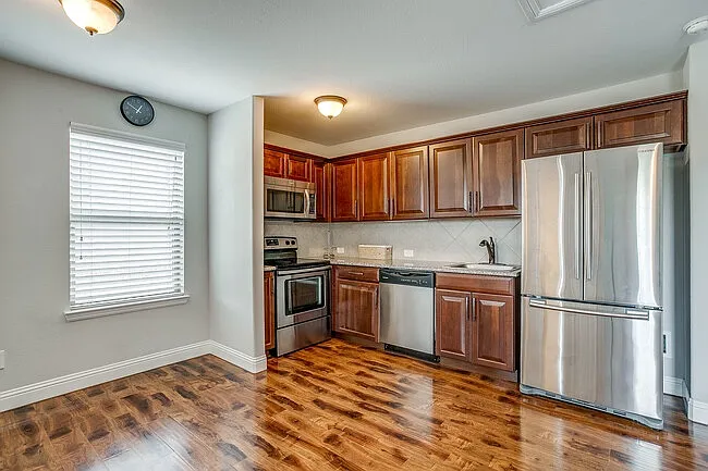 4203 Aspen Grove Ct — Photo 10