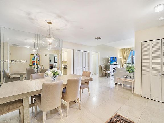 4th image of 151 Crandon Blvd APT 634