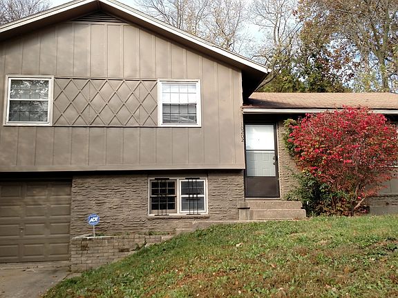 2nd image of 10202 Beacon Ave