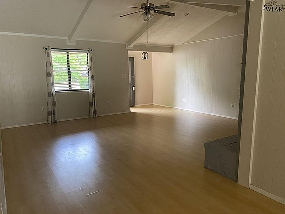 3rd image of 4422 McNiel Ave