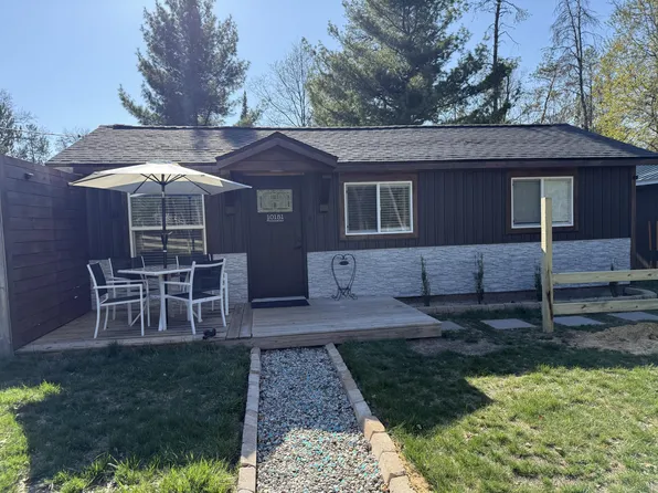 10151 Ponderosa Rd, Saint Helen, MI 48656