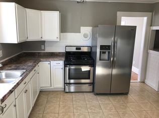 4 Mayhew St #1, Hopkinton, MA 01748