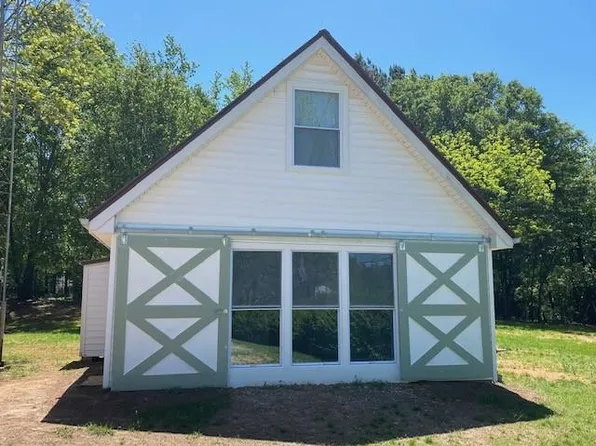 5919 River Rd #B, Flowery Branch, GA 30542