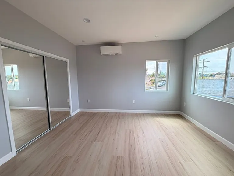 5256-5260 Groveland Drive — Photo 11