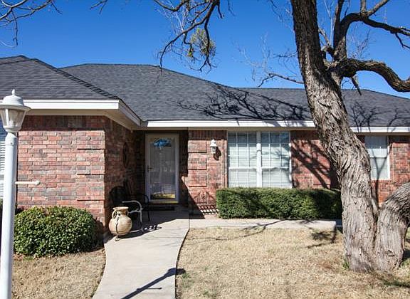 3rd image of 138 Mesquite Ln