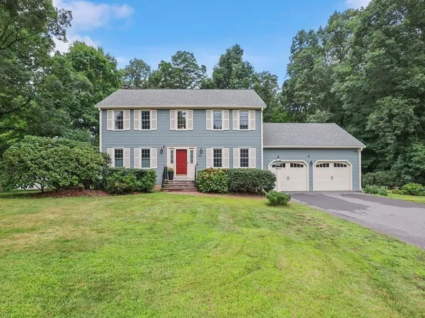 82 Achilles Way, North Attleboro, MA 02763