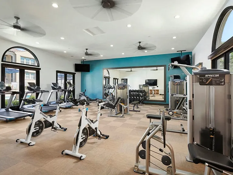 The Trails at Canyon Crest Apartments — Photo 4