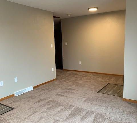 2nd image of 211 S Maple Ave #1