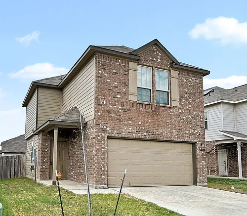 9407 Somers Bnd Photo 1