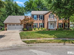 2901 Hedgerow Ln, Springfield, IL 62704