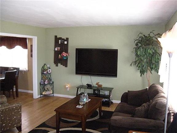 2nd image of 4426 N Walrond Ave