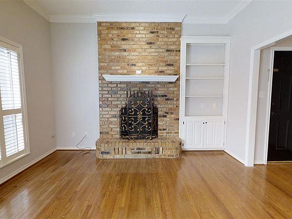 5th image of 4926 Forestwood Blvd