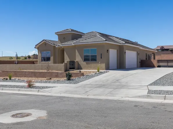 6820 Quivira Dr NW, Albuquerque, NM 87120