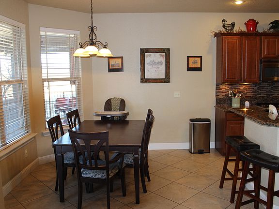 Eat in kitchen