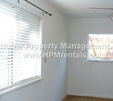 4th image of 275 Greenfield Ave