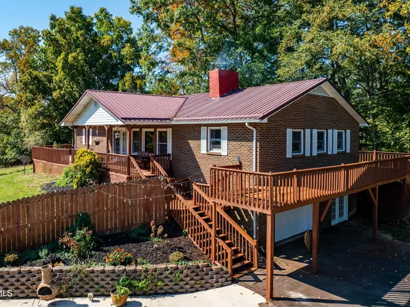 3480 Crackers Neck Rd, Mountain City, TN 37683