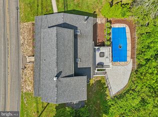 81 Titus Mill Rd, Pennington, NJ 08534