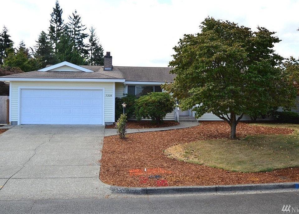 1st image of 7228 S 15th St