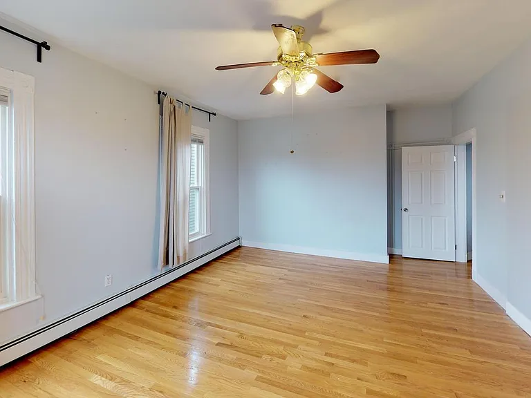 469 Cambridge St #3 — Photo 7