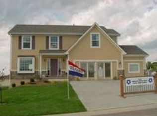 724 Highland Dr, Leavenworth, KS 66048