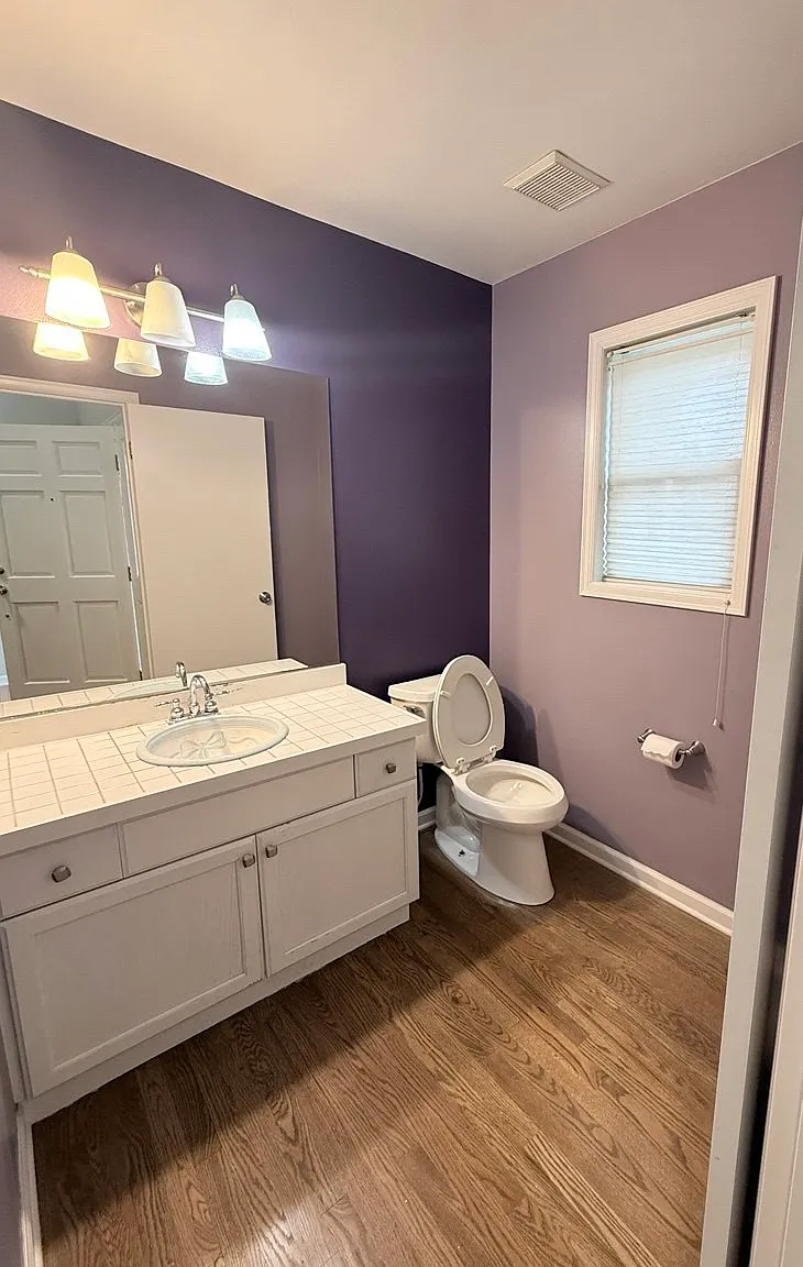3 bed, 2160 sqft, $4,150 — Photo 4