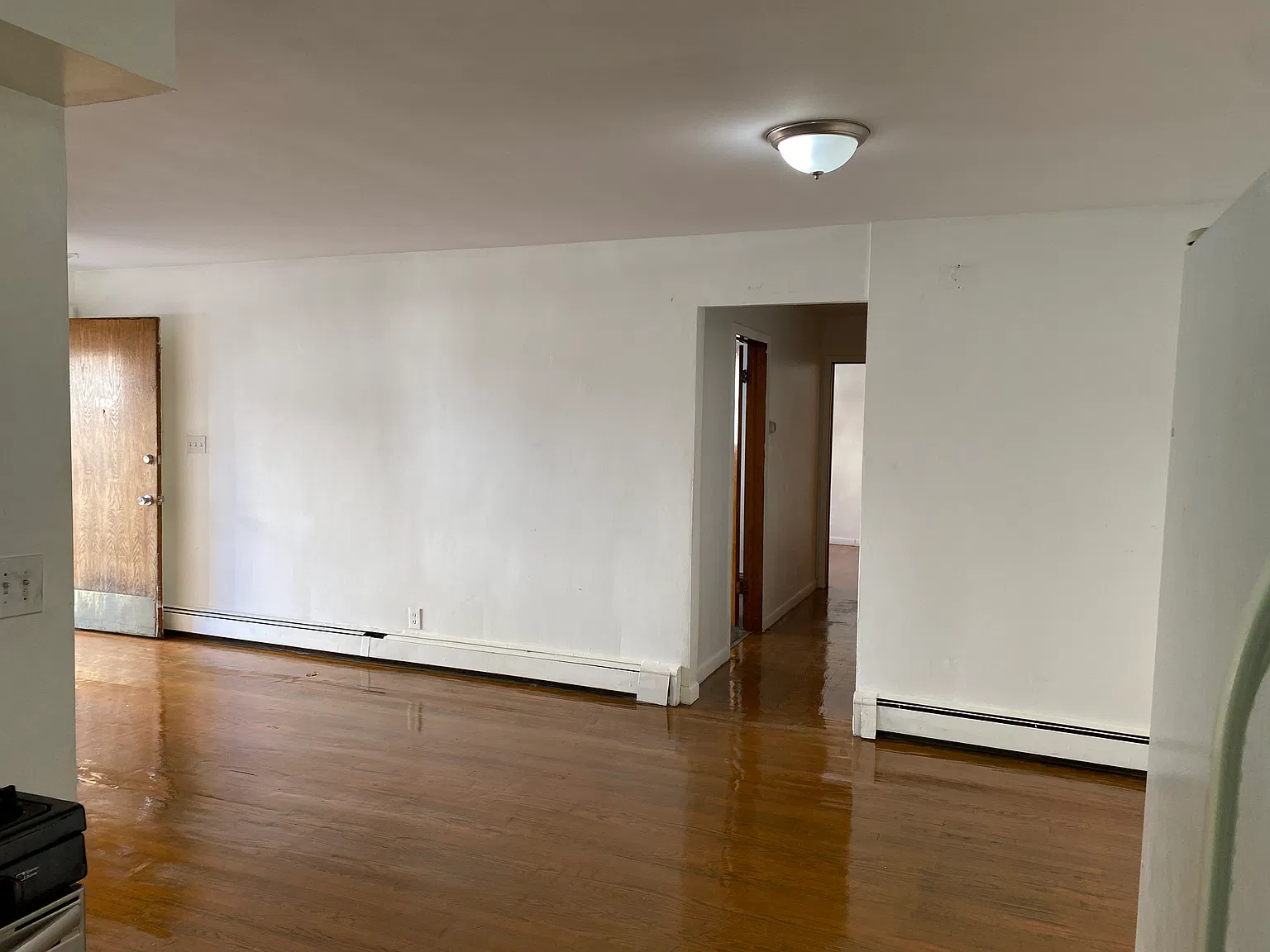 2 bed, 950 sqft, $2,545 — Photo 4