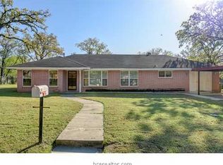 2910 Alabama St, Bryan, TX 77803