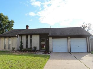 4330 Maple Cross Dr, Pasadena, TX 77505