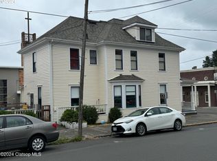 591 12th St, Astoria, OR 97103