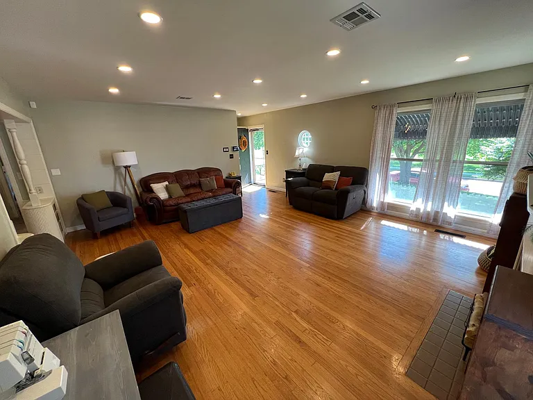 2620 Denniston Dr — Photo 9