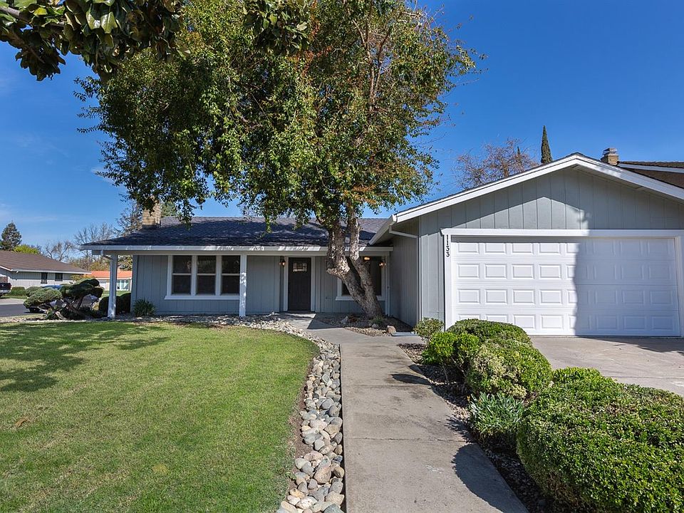 1st image of 1133 Goldenoak Way