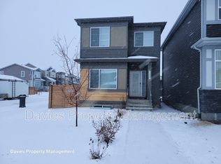 3603 6th Ave SW, Edmonton, AB T6X2Y3