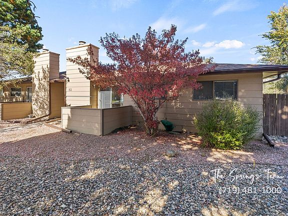 2nd image of 82 Stovel Cir