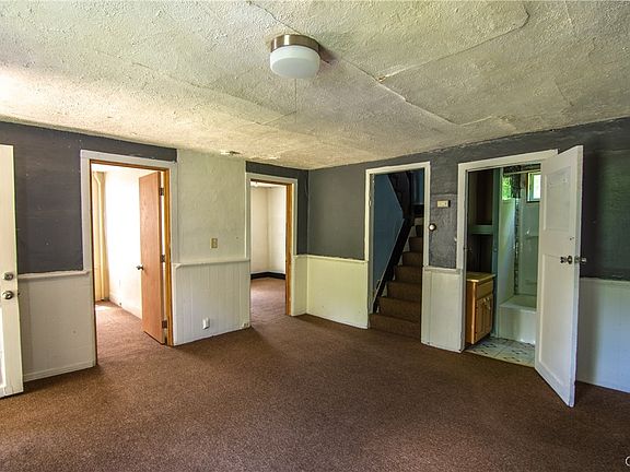 5th image of 5319 Bear Rd