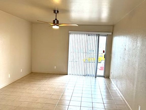 3rd image of 2320 Grove Ave #2328