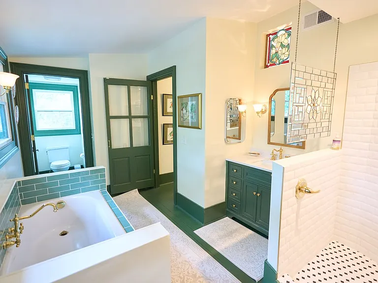 252 Laurens St NW — Photo 37