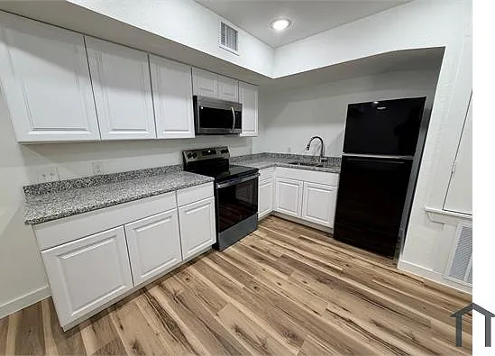 2703 Observation Dr — Photo 4
