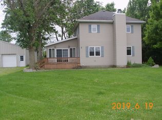 108 S Melvin St, Thawville, IL 60968