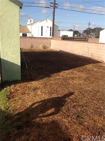 2nd image of 645 E 136th St