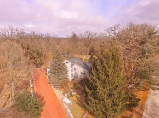 1450 Pine Grove Ln, New Lenox, IL 60451