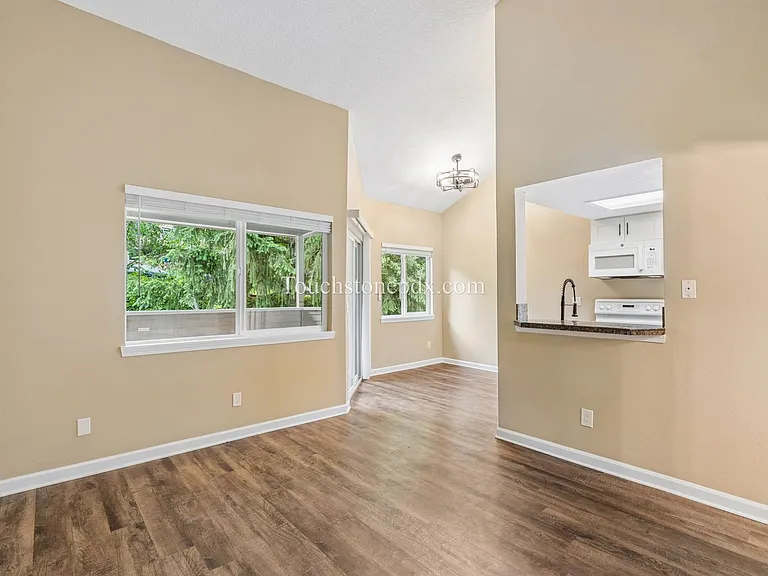 9977 SE Talbert St — Photo 4