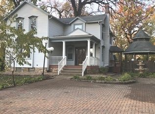 110 W Oneida Ave, Bartlett, IL 60103