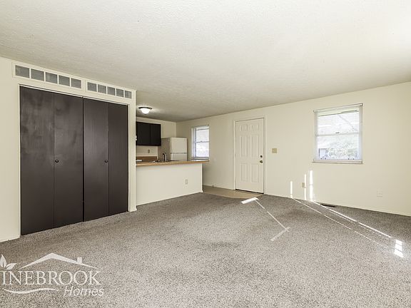 5th image of 8188 Mount Charles Dr