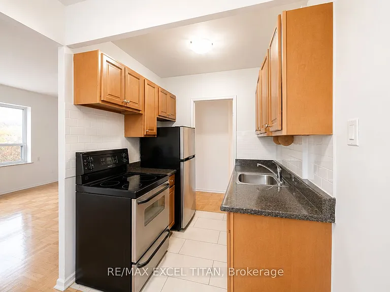 156 Kingston Rd #201 — Photo 6