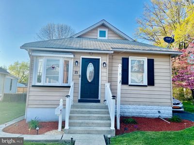 25 W Buckingham Ave, Mount Ephraim, NJ, 08059