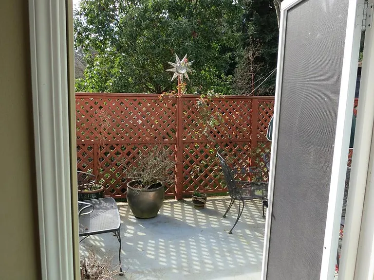 10502 Victory Ln NE — Photo 16