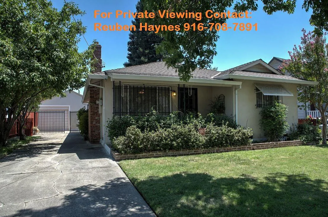 2755 43rd St photo 1