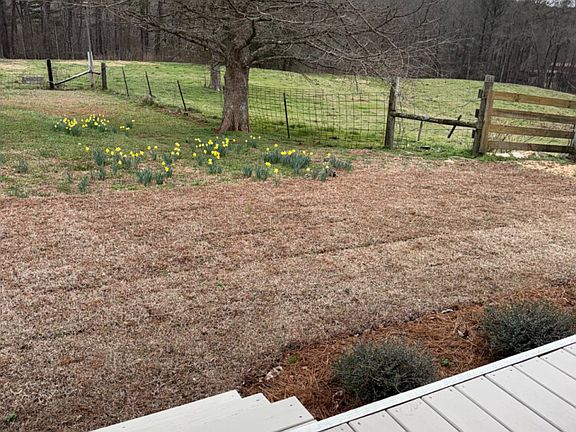 5th image of 8598 Horseshoe Bend Rd